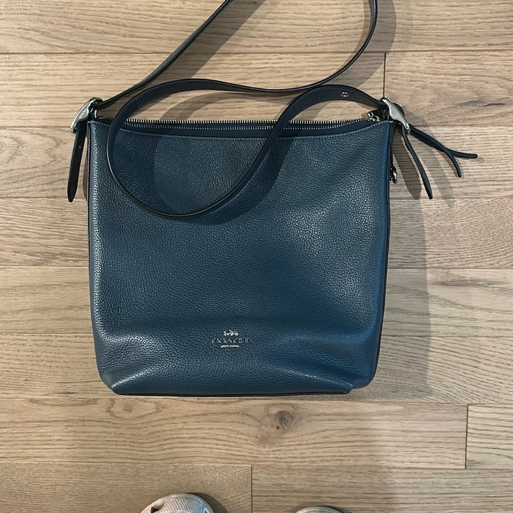 Coach Navy Leather Shoulder Bag